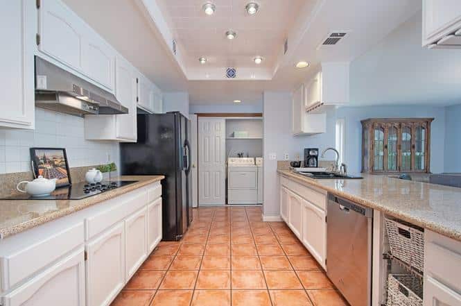 10326 Oak Ranch Interior 1