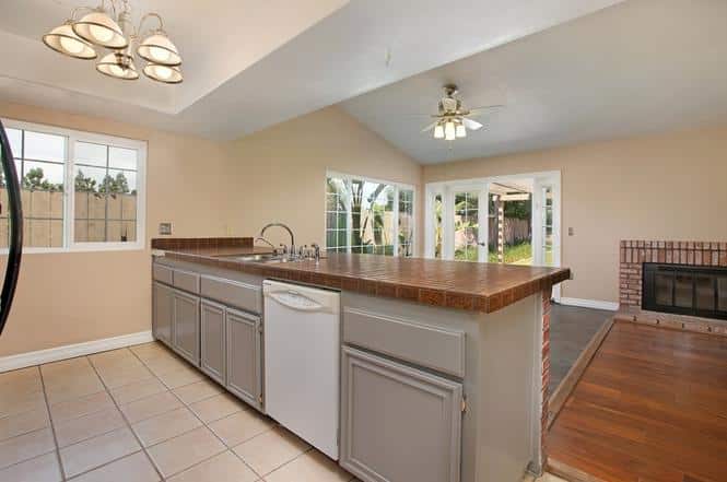 7004 Mimosa Interior 1