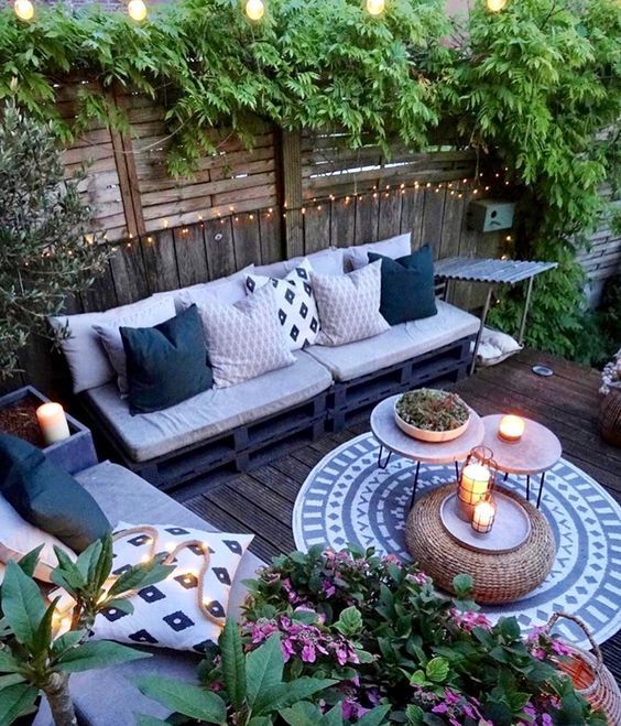 change throw pillows patio