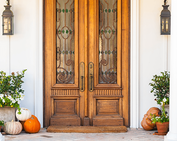 Fall Decorating Ideas to Give Your Home Curb Appeal