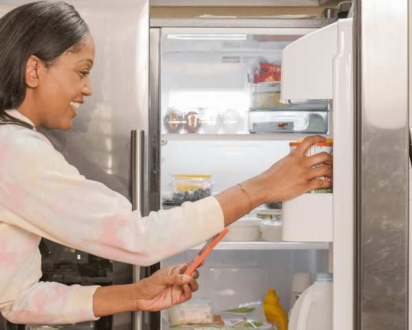 How to Properly Clean Your Fridge