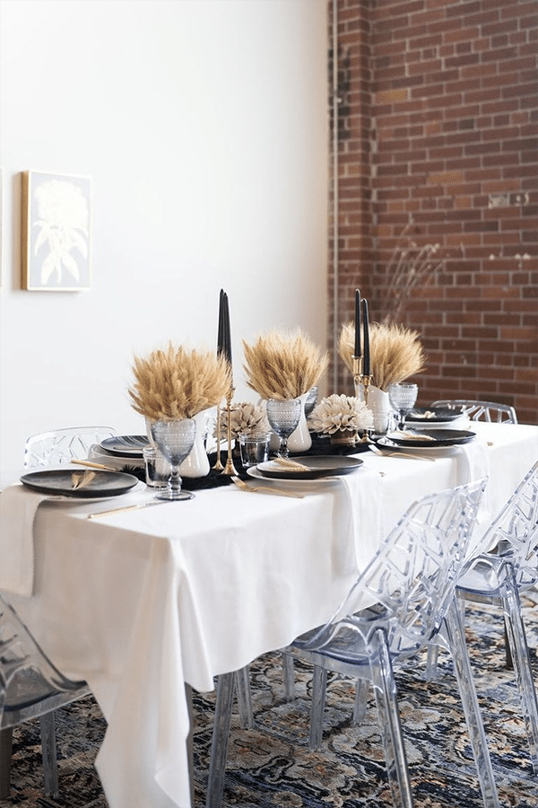 Thanksgiving Tablescape by Patterns and Prosecco