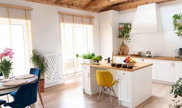 Minimal Kitchen Range Hood