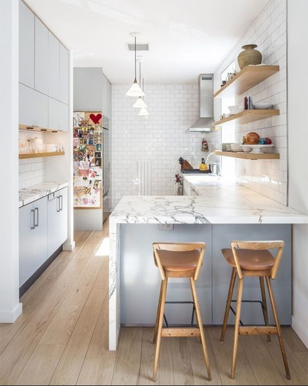 kitchen clear of clutter
